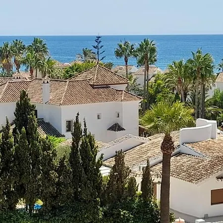 Marbella. Playa Alicate * Marbella